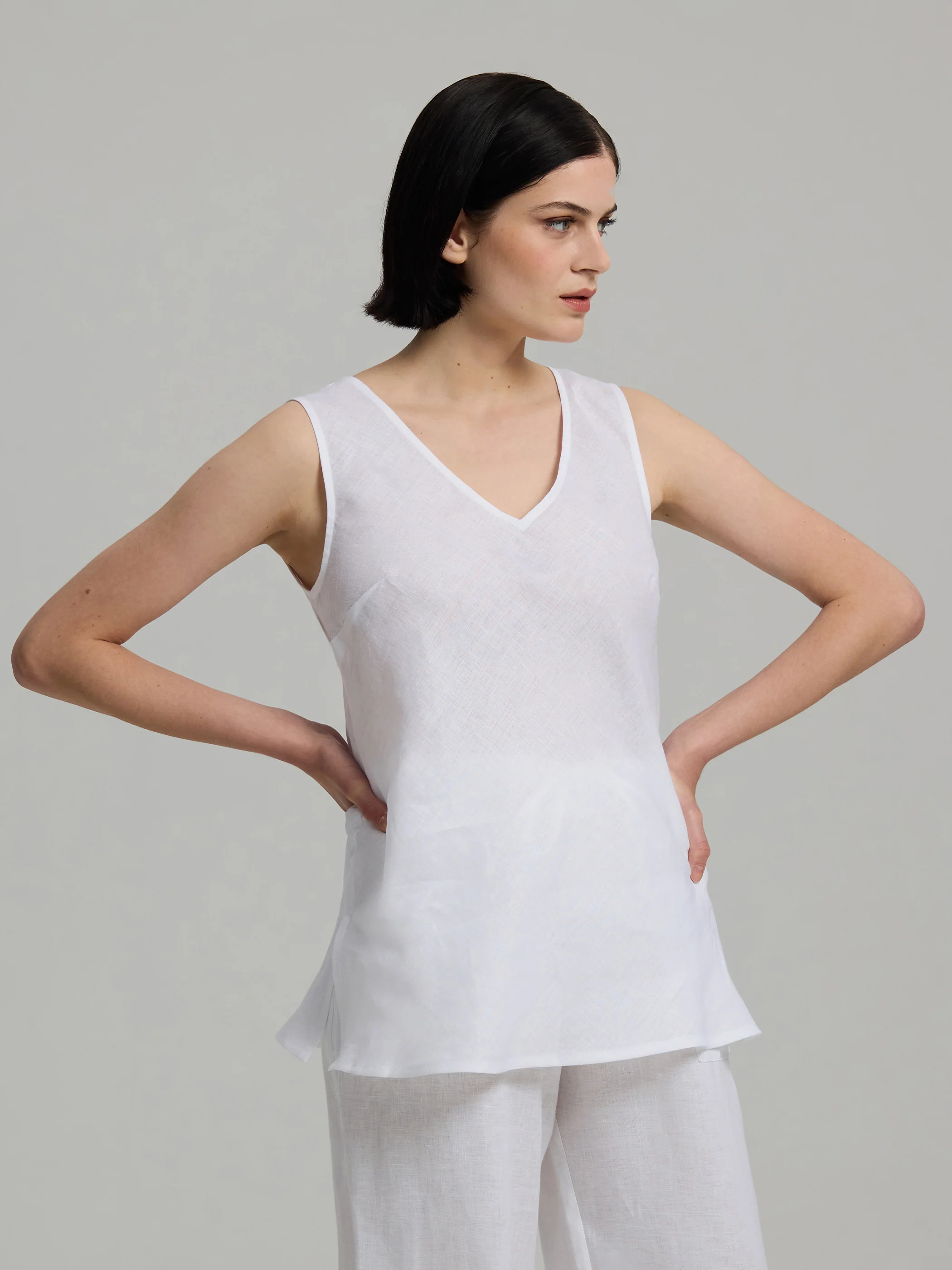 Chelsea Linen Top - Image 3