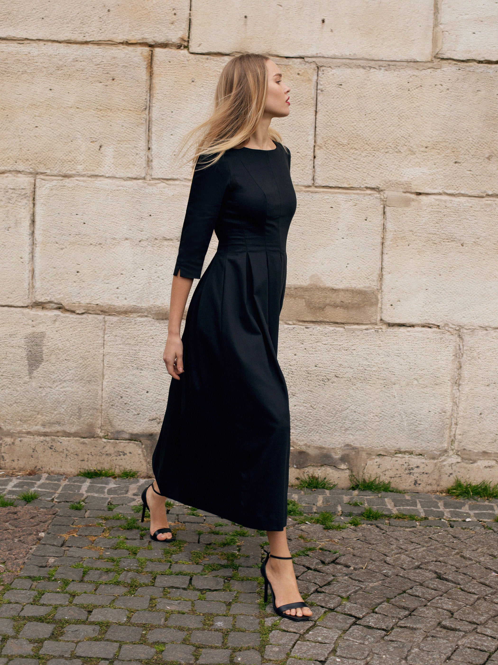 Julitta 3 Dress - Image 3