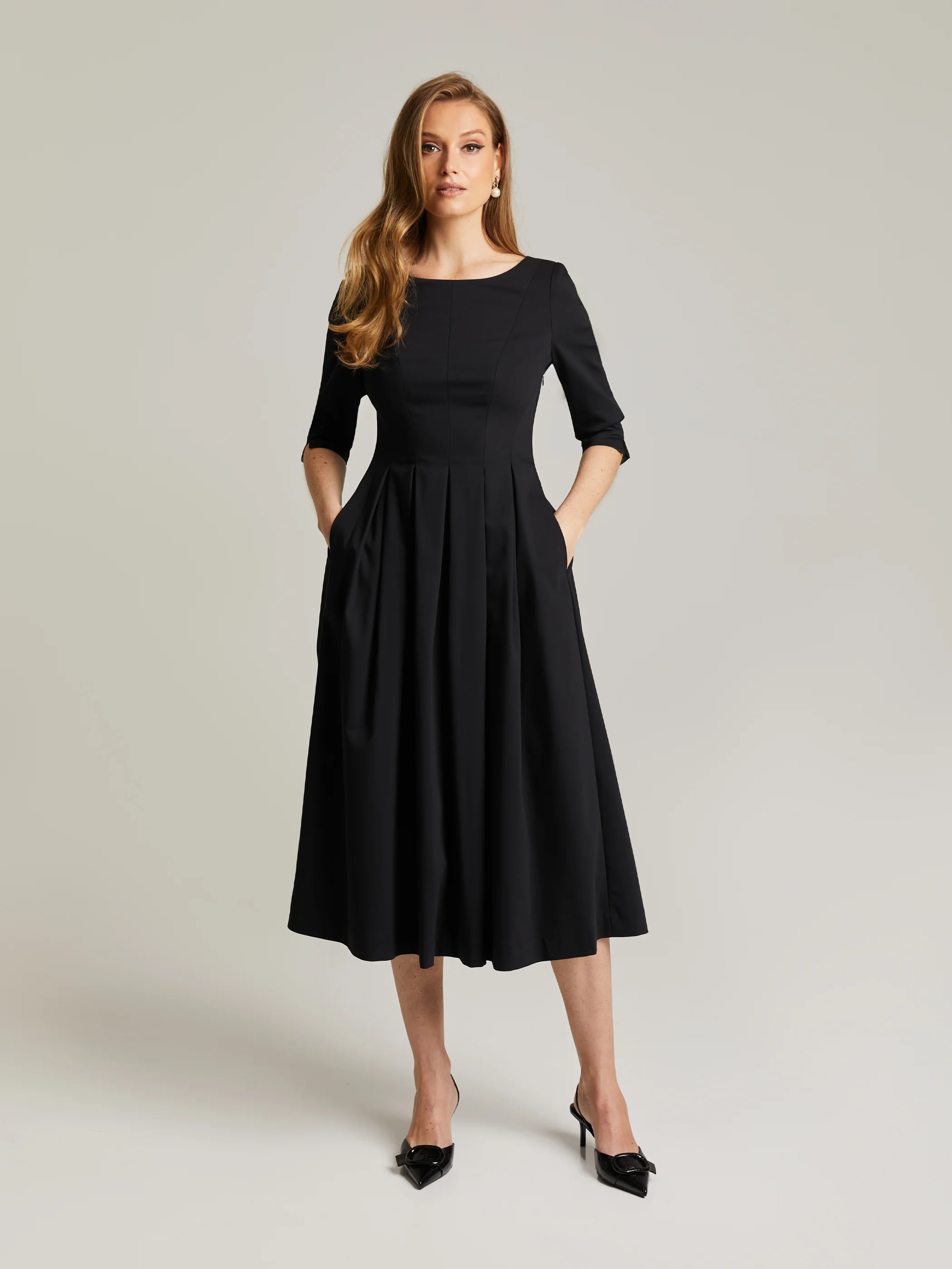 Julitta 3 Dress - Image 4