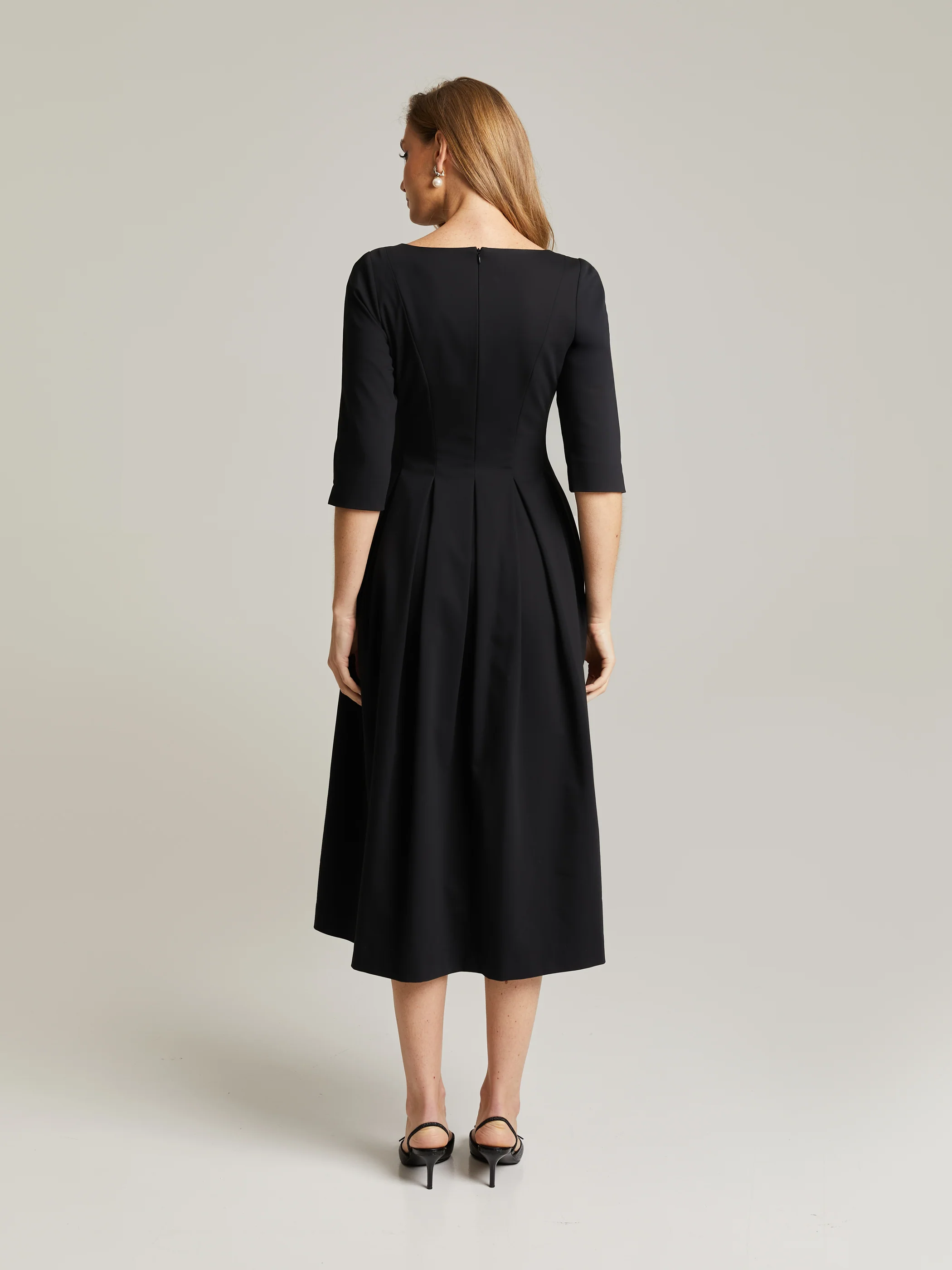 Julitta 3 Dress - Image 5