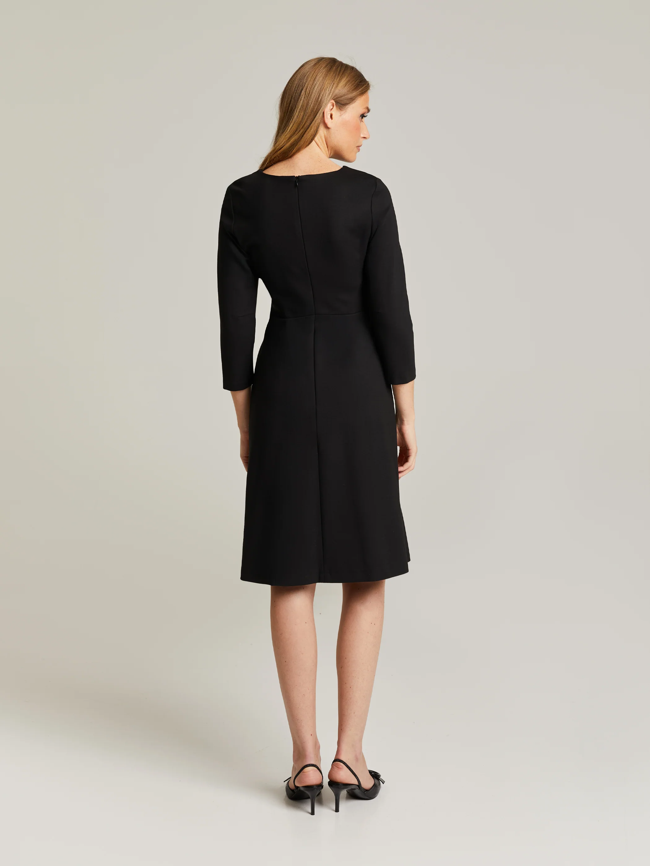 Yonna Jersey Dress - Image 4
